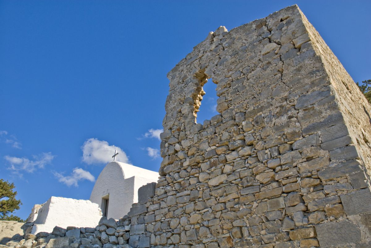 Monolithos Castle © Rhodes Guide / RhodesGuide.com