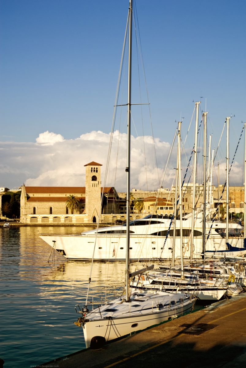 Rhodes Town: what to see and things to do © Rhodes Guide / RhodesGuide.com
