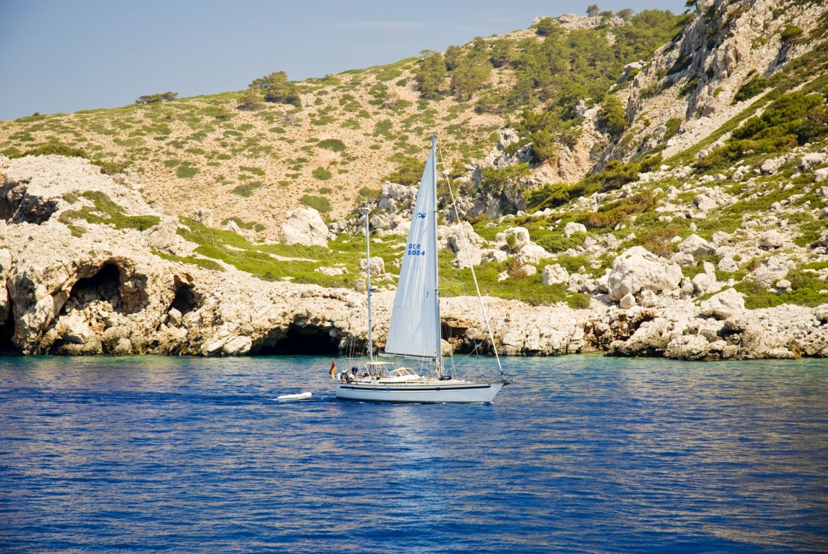 The Dodecanese islands - a Greek island hopping paradise © Rhodes Guide / RhodesGuide.com