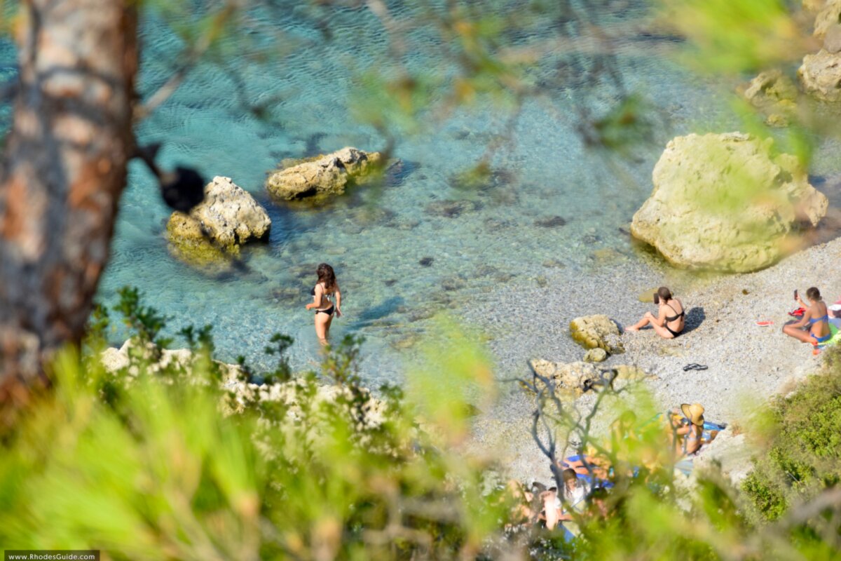 Παραλία Άντονι Κουίν (Anthony Quinn) © RhodesGuide.com